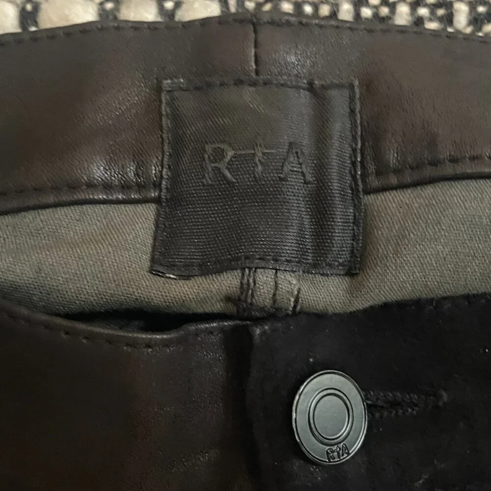New RtA Black Lamb Leather Zip-Around Designer Pants NWOT Size 25 - Picture 3 of 13